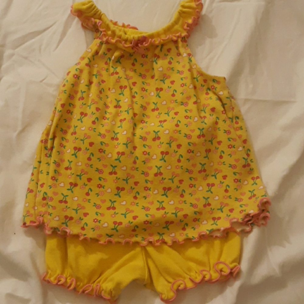 Girls 2pc summer wear 12month - Picture 1 of 2